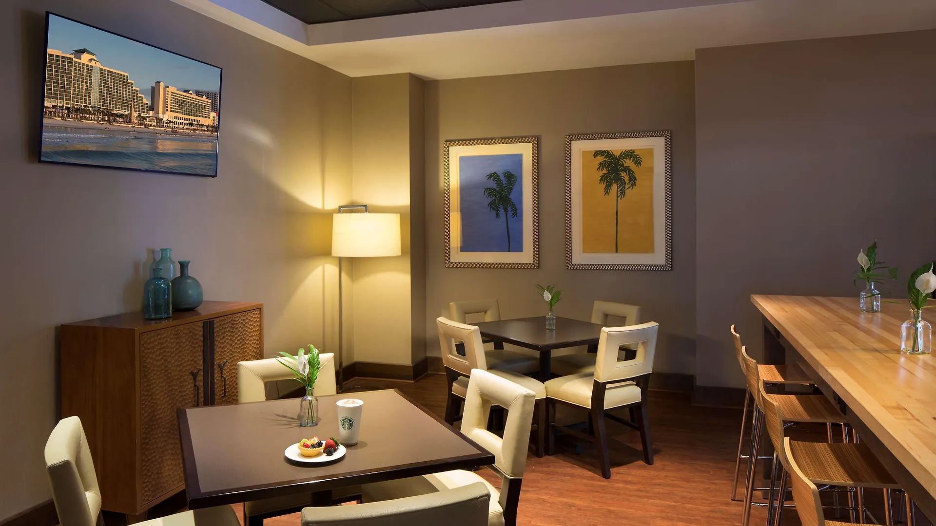 Hilton Daytona Beach Resort (Adults Only) 4*,  Stati Uniti