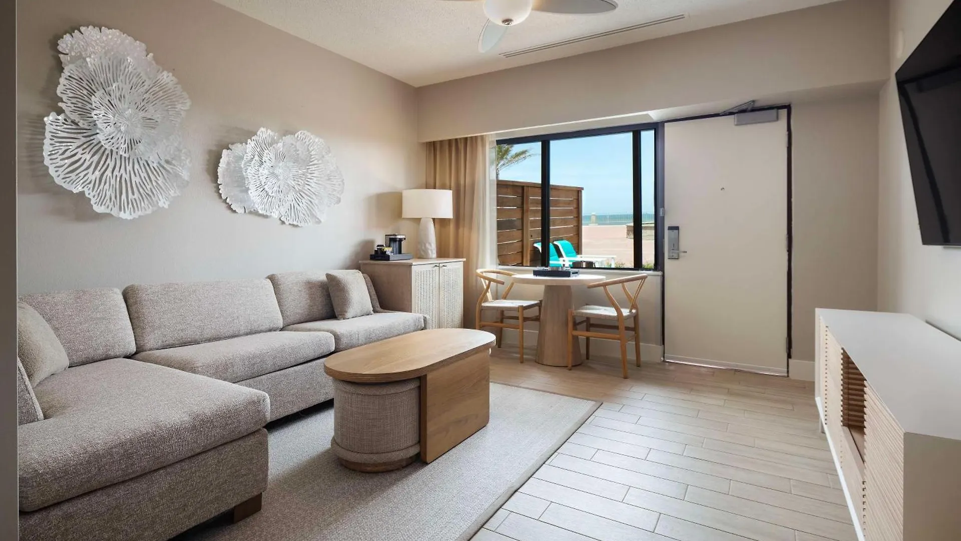 Hilton Daytona Beach Resort (Adults Only)