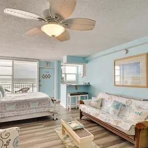 Updated Daytona Oceanfront Studio! Daytona Beach