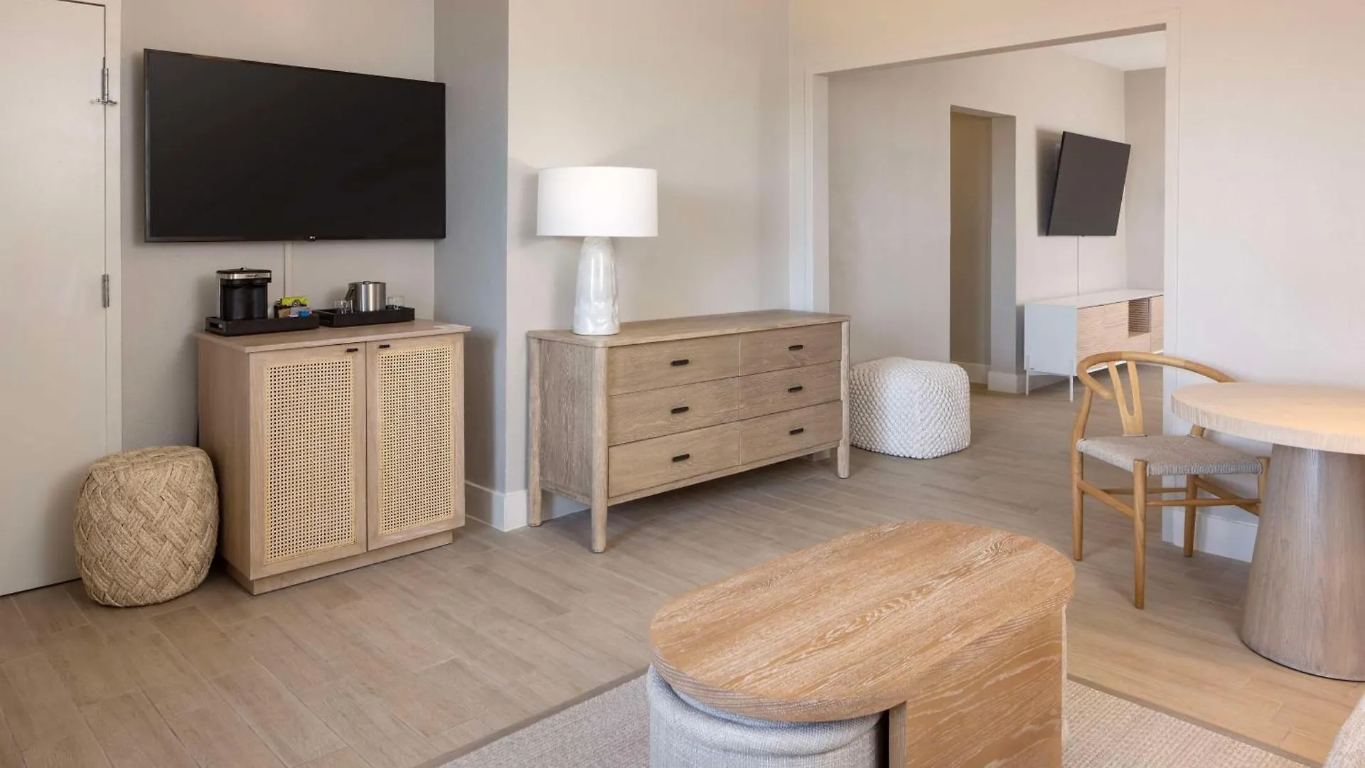 Hilton Daytona Beach Resort (Adults Only) 4*,